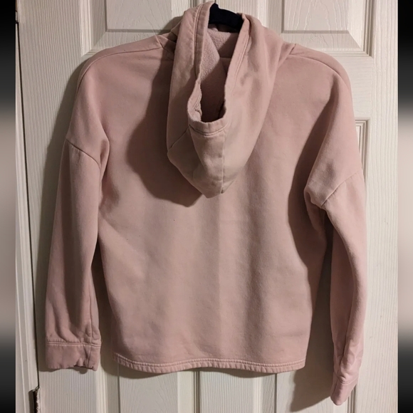 Under Armour Pink Fleece Lined Lightweight Hooded Top XS Loose Fitting Athletic - Picture 3 of 4